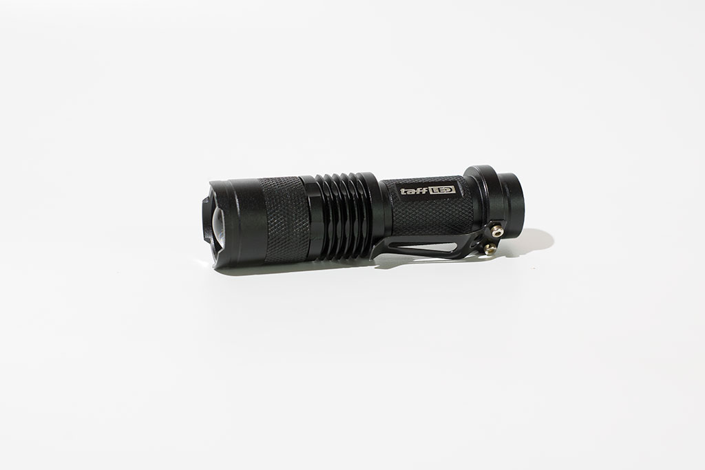 Review TaffLED Senter LED 2000 Lumens Waterproof Pocketman P1 - Black. (Foto Breedie/Fauzan My)